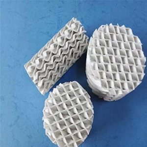 What Are the Different Configurations of Structured Packing and Their Effects?
